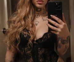 Petite Blonde Private Incall & Discreet Escort — South Everett - Image 3