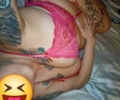Oklahoma City Outcall & Car Visit Throat-Focused Female Escort - Image 3