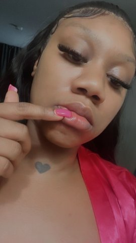 Tri-Cities Tennessee Female Escort — certified head doctor (Facetime & shower shows) - 1