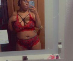 Memphis Female Escort — Chocolate Petite Car Dates - Image 3