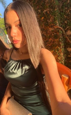 ❤ Latina joven y sexy (20) — disponible para escribir o llamar - 1