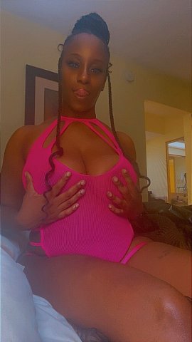 Columbia, SC Female Escort — 100QV Special - 1