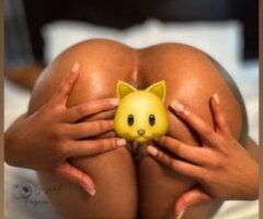 Lexington KY Female Escort — pegging, dinner dates, pics for sale - Image 4