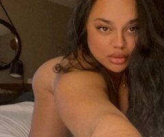 Sabina in Washington D.C. — thick & soft in all the right places - Image 3