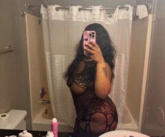 Chicago Female Escort — Deep Throat, In-Calls/Outcalls - Image 3