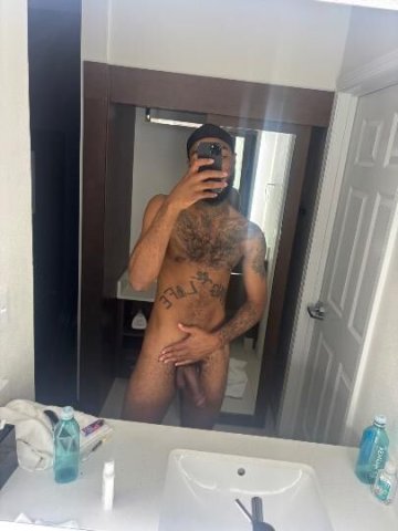Pittsburgh Male Escort — 10.5in Black Dick Sessions & Erotic Massages - 1