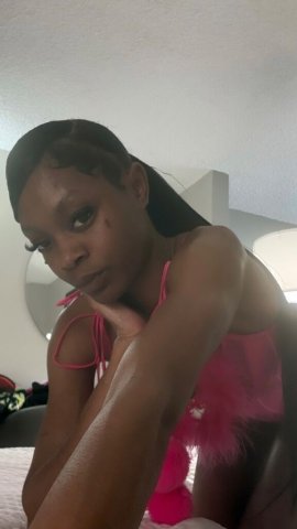 Tacoma Female Escort — Incall & Massage Therapy + Fetish Friendly - 1