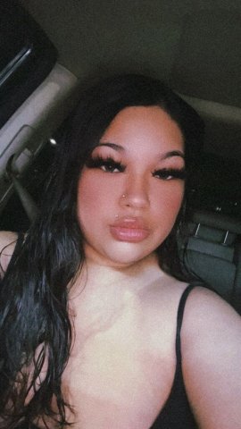 Upscale Dominican escort — outcall or car fun (hourly/room) - 1