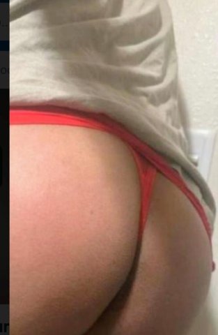 Baltimore Latina Mature Travesti — Big Dick Photos - 1