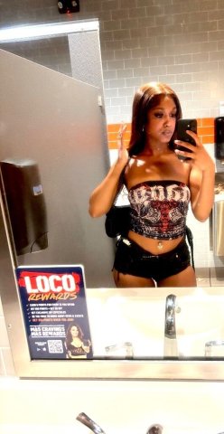 Tallahassee FL Female Escort — Petite sex & discreet safe fun - 1