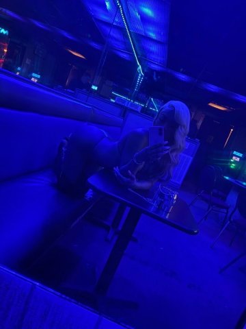 St. Louis, MO Female Escort — Cardate Special - 21 - 1