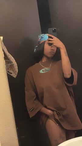 Bubbles (Petite RTF) — Discreet Incalls & Car Play in Palmdale, CA - 1