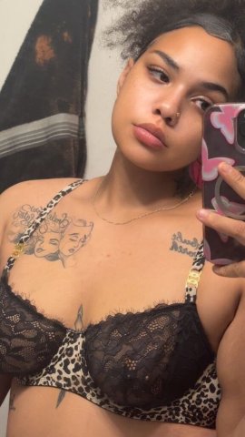 Oklahoma City Female Escort — Incalls, Outcalls & Car Dates - 1