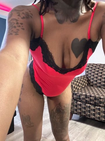 Memphis Funsized Apple Bottom Babe — Hour Session Massage - 1