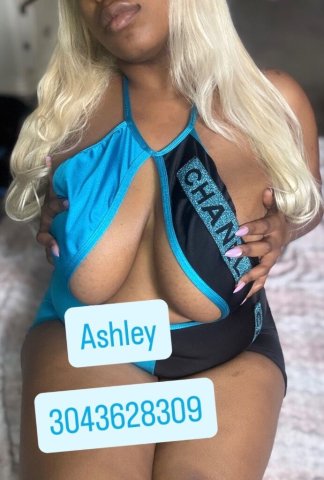 South Jersey Female Escort — Incall or Outcall (Dinner Dates & Overnights, Fetish Friendly) - 1