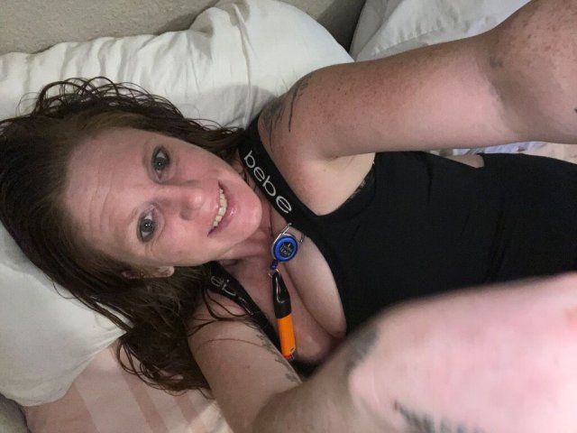 West Palm Beach FL Female Escort — Curvy & playful - 1