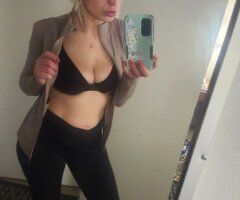 Katie — Cincinnati Incall Female Escort (No AA, No Anal/Ass Play) - Image 2