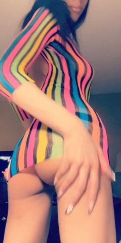 Nyra — Party Girl Female Escort (Discreet Outcalls, Los Angeles Car Dates) - 1