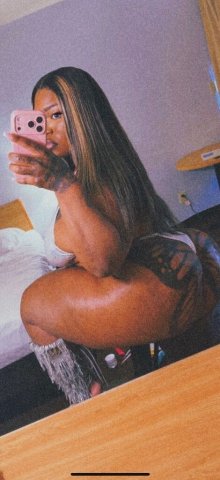 Phoenix Curvy Female Escort with Big Butt & Pretty Face (Outcalls) - 1
