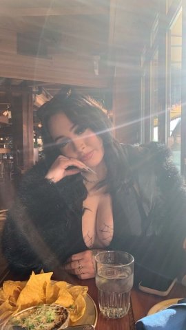 Phoenix AZ Young Classy Companion for In-Call & Out-Call Sessions - 1
