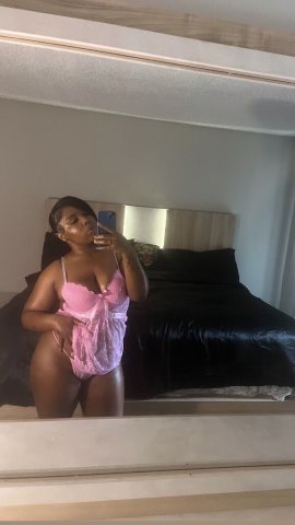 Honeybunn—Charleston Escort for Playful, 420-Friendly Sensual Time - 1