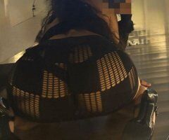 Fort Worth Texas Exclusive 2-Girl Escort (Caramel Women) — Relaxing King Treatment - Image 2