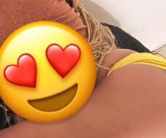 Brooklyn escorts - Brooklyn, NY 2 Girl Special — In-Call & Outcall
