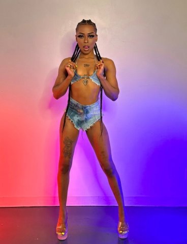 Dream  Fun Size Amateur Pornstar — Incalls/Outcalls by Uber/Lyft - 1