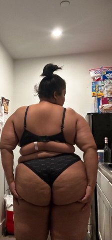 Bronx Female Escort — No outcalls, no raw, text-only info - 1