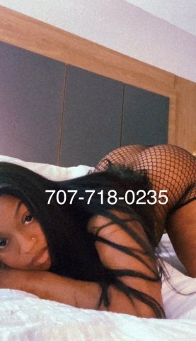 Coco Nikki — Petite Jamaican Female Escort for Fetish-Friendly Outcalls - 1