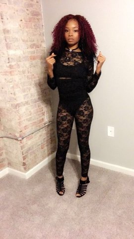 Dallas Female Escort — GFE by appointment, foot fetish friendly - 1