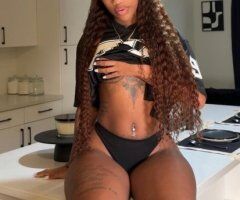 San Fernando Valley Curvy Escort — Party-Friendly & Nuru - Image 4