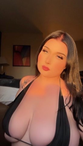 Monterey CA Female Escort — Vacation Time Face-to-Face Fun - 1