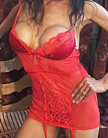 Indianapolis IN Gentleman-Only Phone Calls Escort - 1