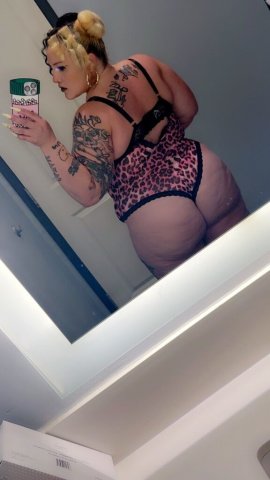 BBW Harley Quinn Escort (27) - 1