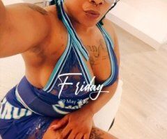 Incall & outcall sessions in Nashville — feet fetish, massage with oils, private dancing, pegging on client - Image 5