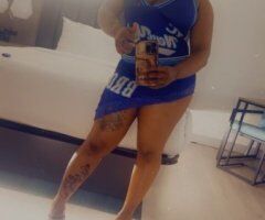 Incall & outcall sessions in Nashville — feet fetish, massage with oils, private dancing, pegging on client - Image 6
