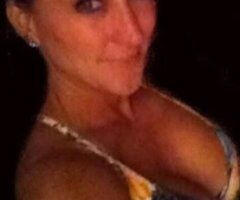 Discrete play time with Jenilu + massage, tarot, Reiki, lymph drainage — Austin, TX - Image 3