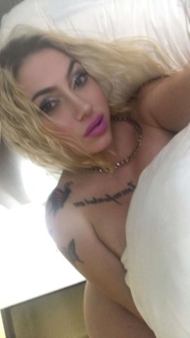 Sarasota/Bradenton Female Escort — Specials this weekend (15/20/30/45) for groups - 1