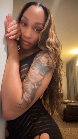 North Sacramento Incall/Outcall Female Escort — Prada (Greek Goddess, Head Slaying, Kink-Friendly) - 1