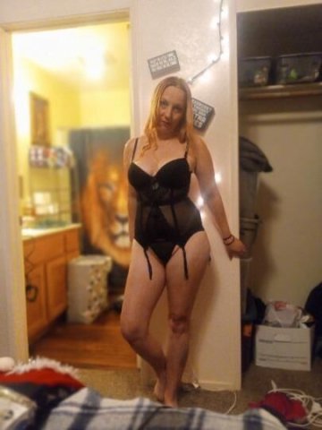 Mohave County AZ Female Escort — $300/hr (no anal/kissing; bring your own condoms) - 1