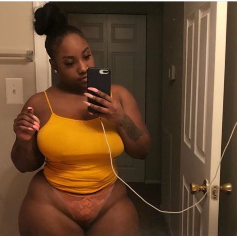 Montgomery Female Escort — Mature Discreet Appointments - 1