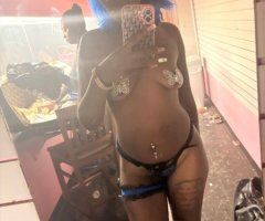 Raleigh-Durham Ebony OnlyFans Model — Outcall Squirter & Content - Image 1