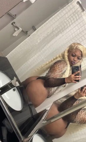 Fayetteville, NC Female Escort — Submissive Service (Cream - 24) - 1