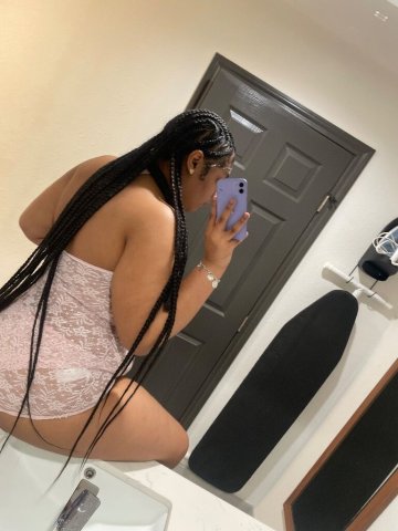 San Antonio TX Female Escort — Private car dates & FT shows only - 1