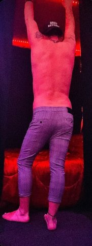 Minneapolis Male Escort — 6ft, 185lbs, white, discreet (24/7) - 1