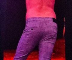 Minneapolis / St. Paul escorts - Minneapolis Male Escort — 6ft, 185lbs, white, discreet (24/7)