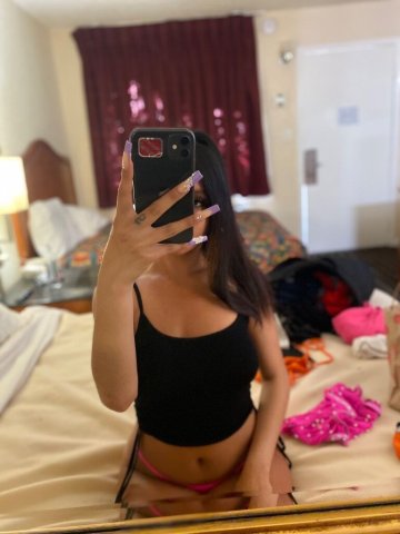 North Bay Playmate Escort (21) — Deep Throat & Wet Service - 1