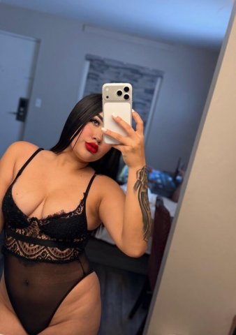 Fun Sized Latina — in Central Jersey, no deposit needed (all extras welcomed) - 1