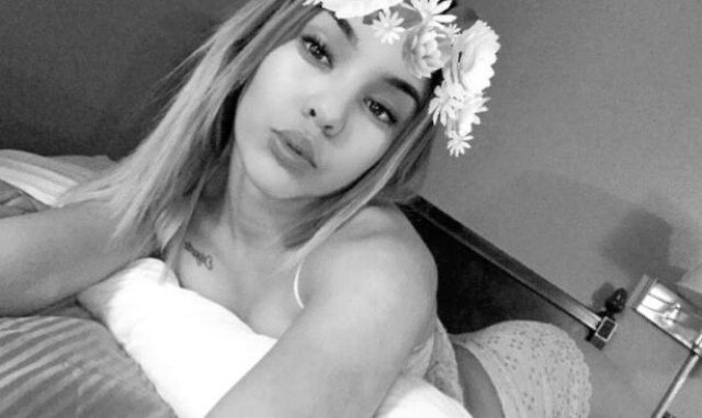 Portland, OR Petite Mixed Barbie Style Escort — Multi-Hour & Overnight Sessions - 1